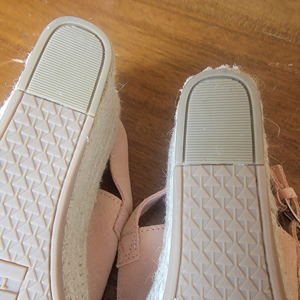 TOMS Women's Pink Wedge Sandals Size 9 - Picture 8 of 8